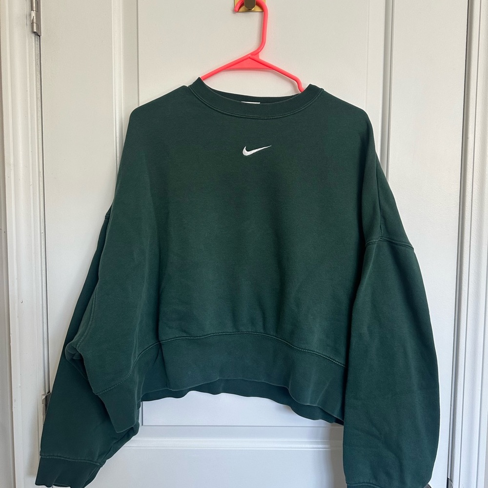 Nike Forest Green Cropped Crew Sweatshirt with White Swoosh